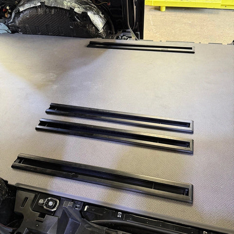 VW ID. Buzz Cargo Kombi Seat Conversion 2+1 Leather Seats + Subframe - Buzz Conversions